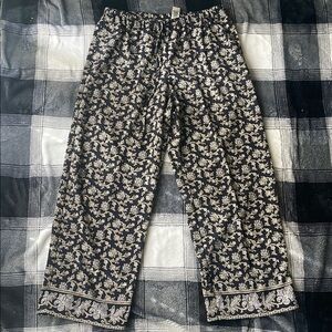Villager by Liz Claiborne Flowy Straight Leg Floral Pants